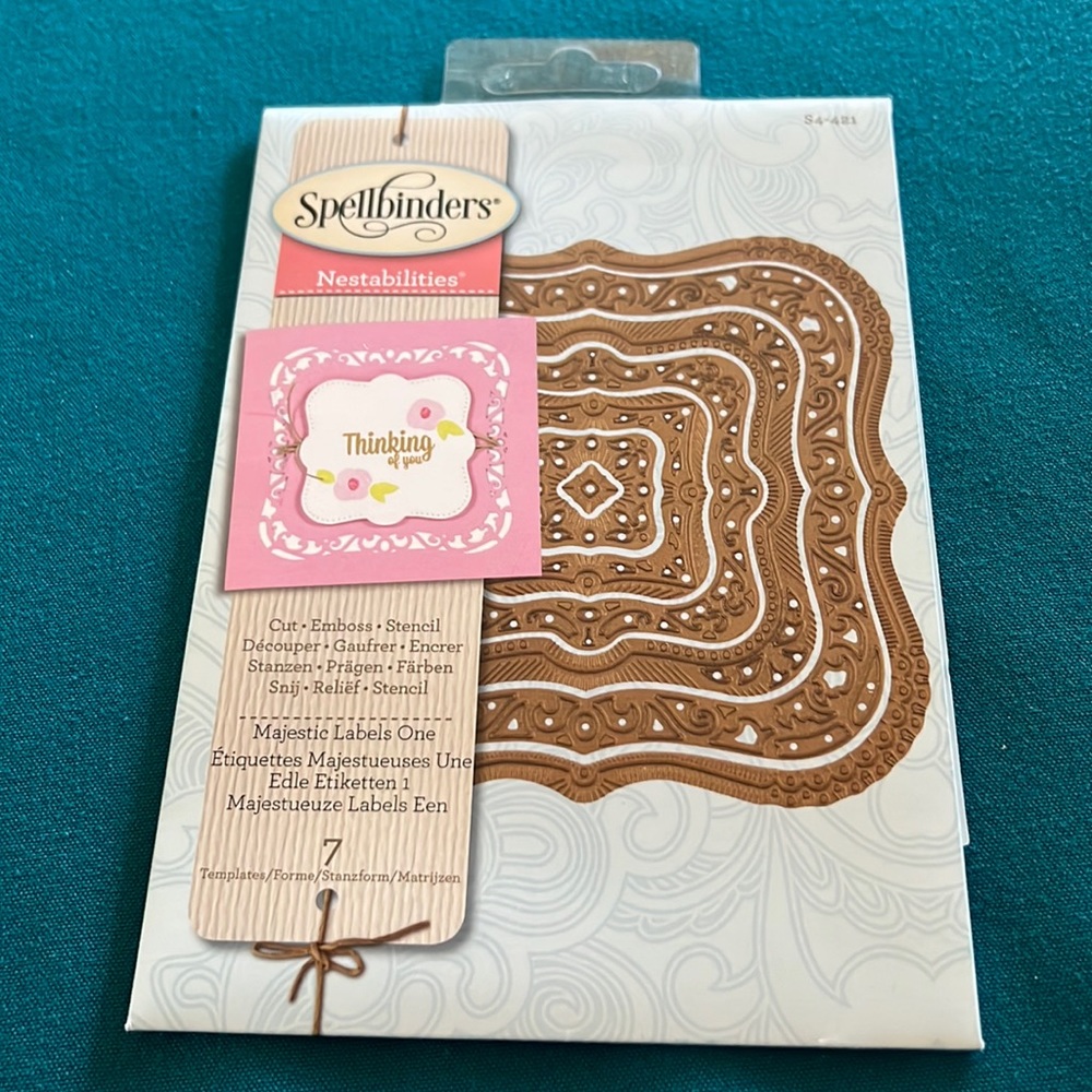 NWT Spellbinders Nestabilities “Majestic Labs One” S4-421